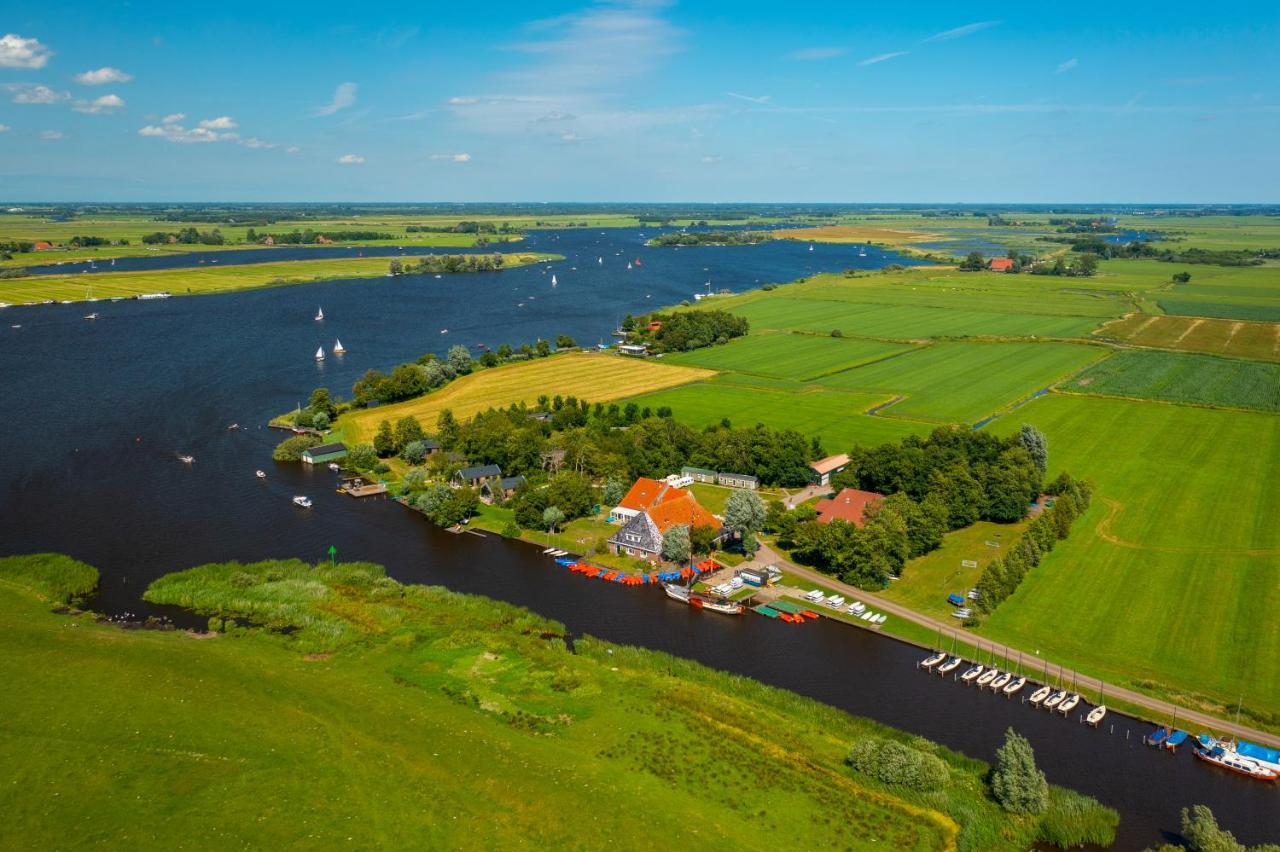 Pean-Buiten Waterlodges Nes  Zewnętrze zdjęcie