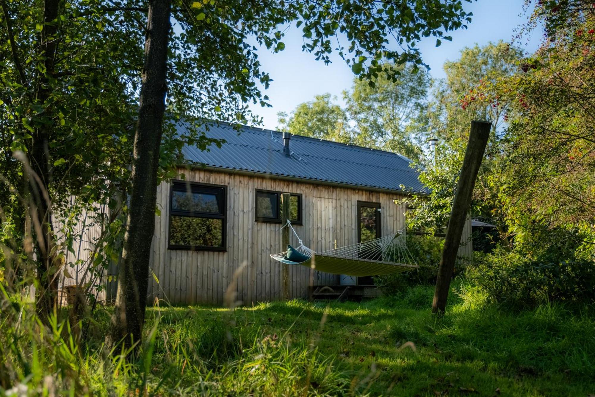 Pean-Buiten Waterlodges Nes  Zewnętrze zdjęcie